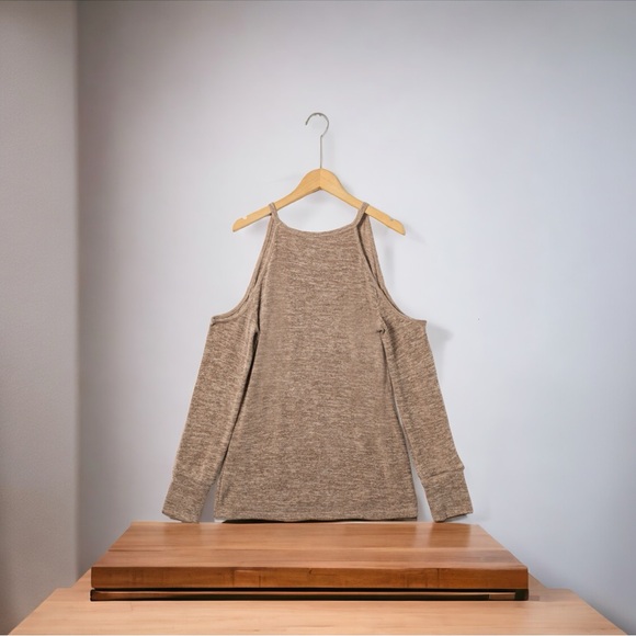 Marble Knit Cold Shoulder Top - Picture 3 of 7